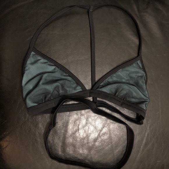3/$25 Xhilaration Mesh Triangle Bikini Top - Picture 1 of 4